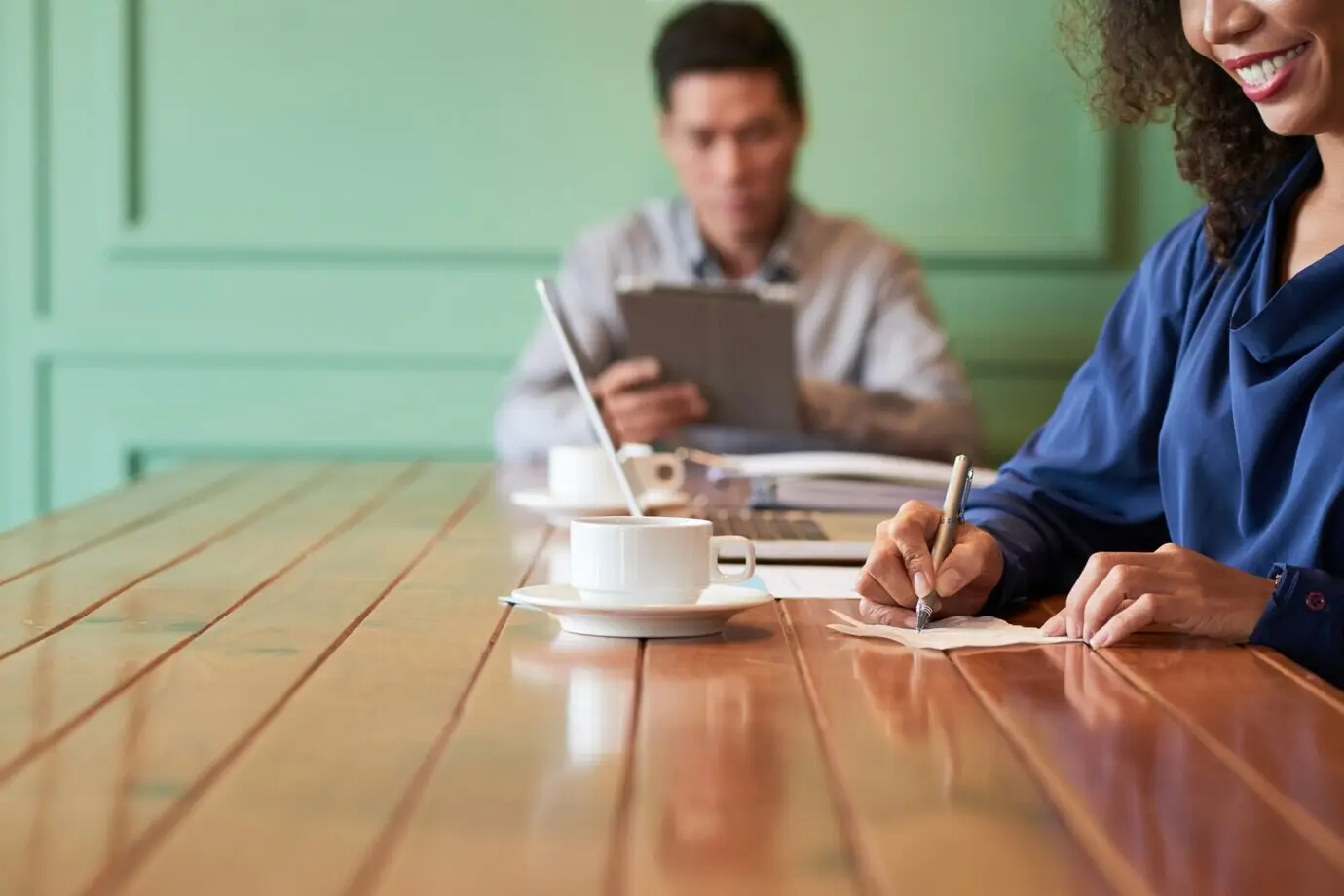 Пожалуйста, пришлите исходное описание, которое нужно перефразировать.